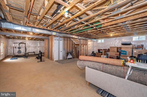 Fitness Equipment, Interior, Wooden Beams
