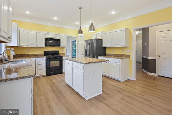 Interior, Kitchen, Pendant Lights, Recessed Lighting, Wood Texture Flooring