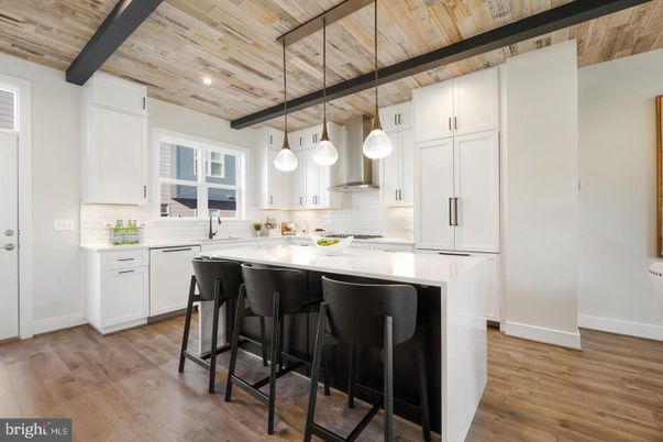 Interior, Kitchen, Pendant Lights, Recessed Lighting, Stainless Steel Appliances, Wooden Beams, Wooden Ceilings, Wood Texture Flooring