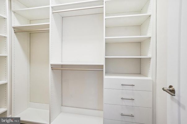 Interior, Walk-in Closets