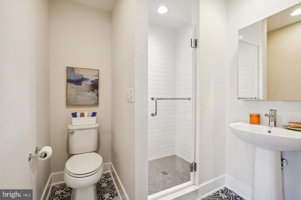 Bathroom, Interior, Recessed Lighting