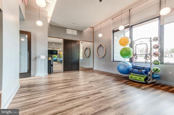 Fitness Equipment, Interior, Pendant Lights, Recessed Lighting, Wood Texture Flooring