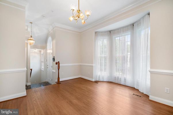 Chandelier, Empty room, Interior, Pendant Lights, Wood Texture Flooring