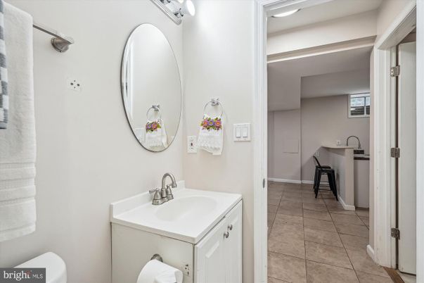 Bathroom, Interior
