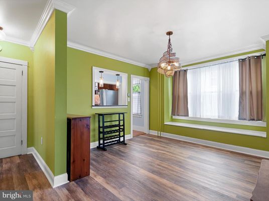 Interior, Pendant Lights, Wood Texture Flooring