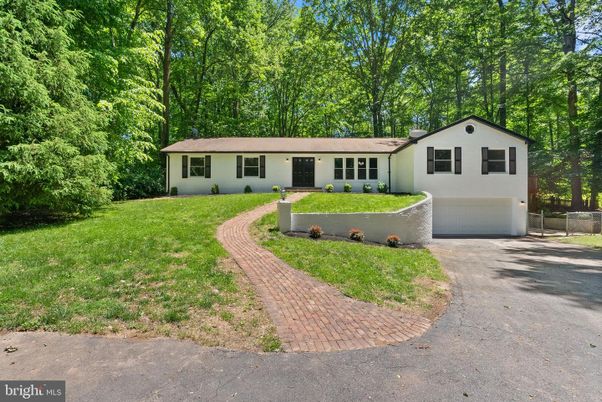 Attached, Backyard, Exterior, Facade, Ranch