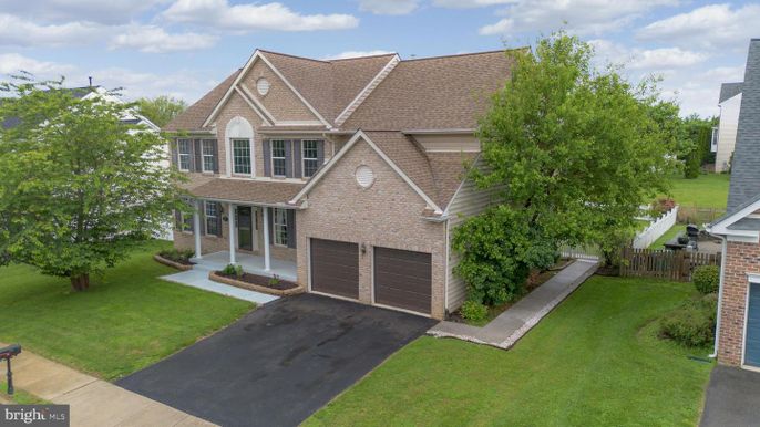 Attached, Exterior, Facade, Brick Facade, Brick Traditional