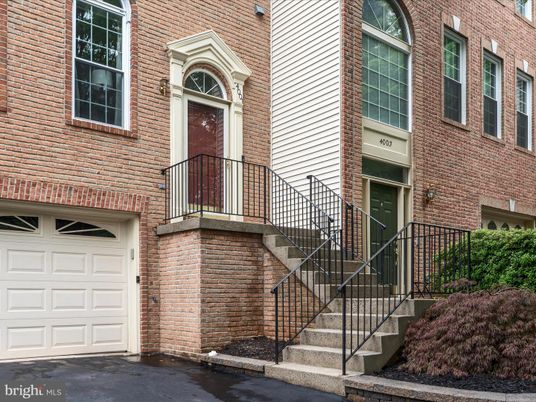 Attached, Exterior, Facade, Brick Facade, Rowhouse
