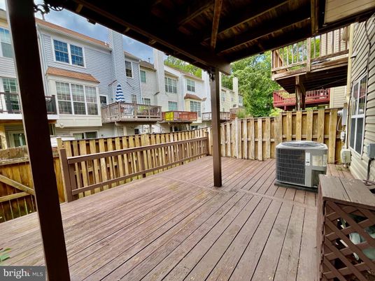 Exterior, Wood Texture Flooring