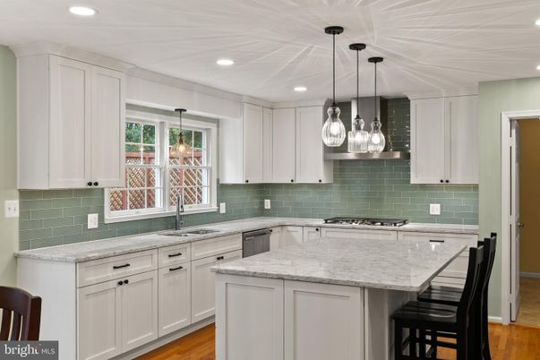Interior, Kitchen, Pendant Lights, Recessed Lighting, Wood Texture Flooring