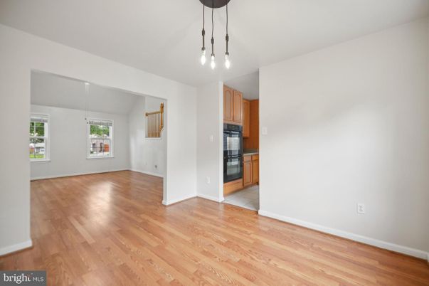 Empty room, Interior, Kitchen, Pendant Lights, Wood Texture Flooring