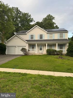 Attached, Exterior, Facade, Solar Panels, Farmhouse