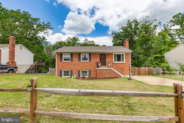 Backyard, Exterior, Facade, Brick Facade, Georgian