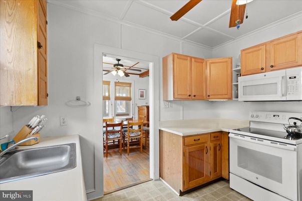 Dining room, Interior, Kitchen, Wood Texture Flooring