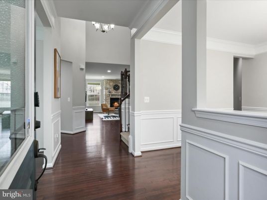 Chandelier, Fireplace, Interior, Recessed Lighting, Wood Texture Flooring