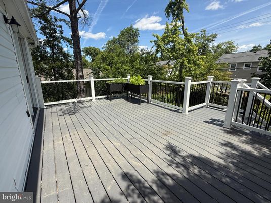 Exterior, Wood Texture Flooring