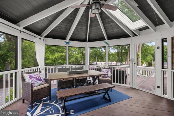 Dining room, Interior, Sun Room, Wood Texture Flooring