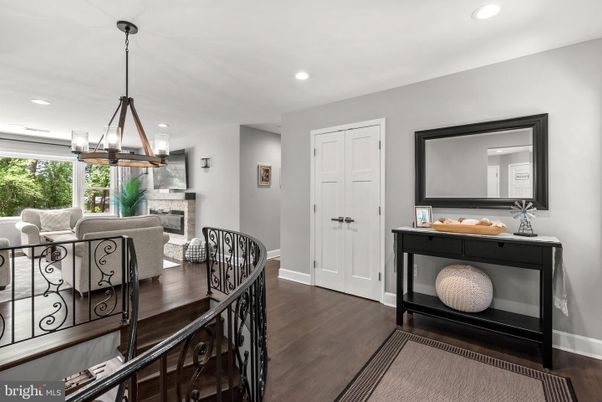 Chandelier, Dining room, Fireplace, Interior, Pendant Lights, Recessed Lighting, Wood Texture Flooring