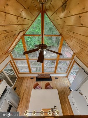 Interior, Sun Room, Wooden Ceilings, Wood Texture Flooring
