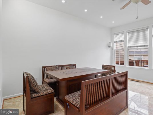 Dining room, Interior, Recessed Lighting