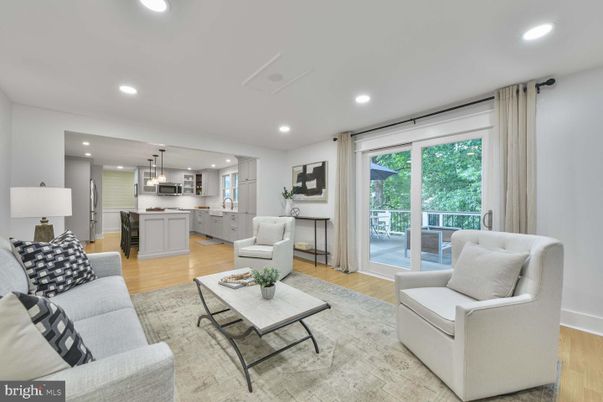 Interior, Kitchen, Living room, Pendant Lights, Recessed Lighting, Wood Texture Flooring