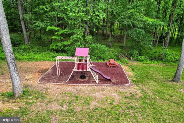 Backyard, Exterior, Playground