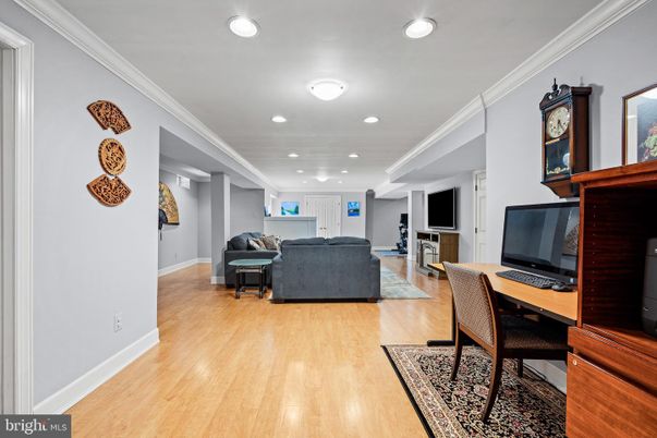 Home Office, Interior, Living room, Recessed Lighting, Wood Texture Flooring