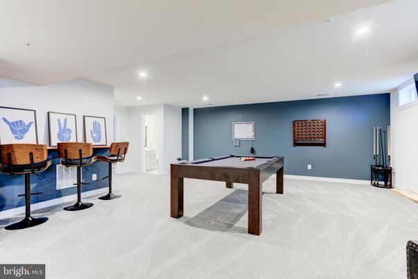 Billiard Table, Game Room, Interior, Recessed Lighting