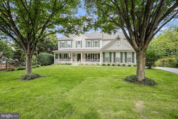 Backyard, Exterior, Facade, Farmhouse