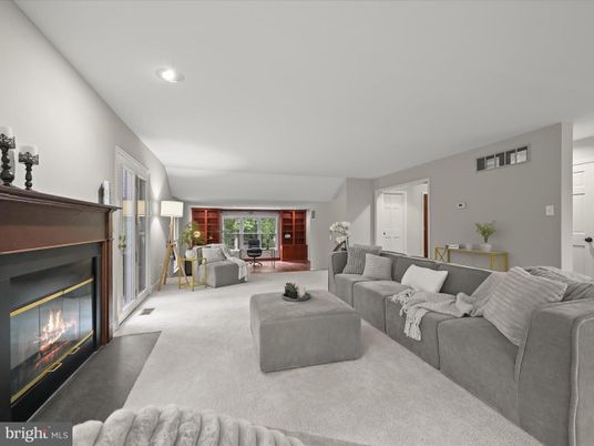 Fireplace, Interior, Living room, Recessed Lighting