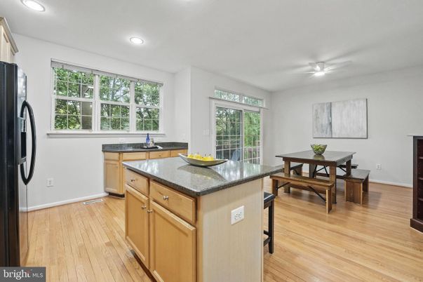 Dining room, Interior, Kitchen, Recessed Lighting, Wood Texture Flooring