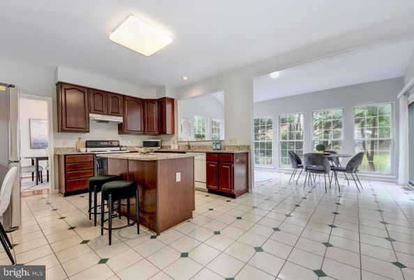 Dining room, Interior, Kitchen, Recessed Lighting