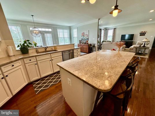 Chandelier, Interior, Kitchen, Living room, Pendant Lights, Recessed Lighting, Wood Texture Flooring