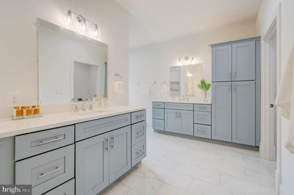 Bathroom, Dual Sink Vanities, Interior, Marble