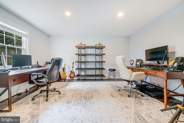 Home Office, Interior, Recessed Lighting, Wood Texture Flooring