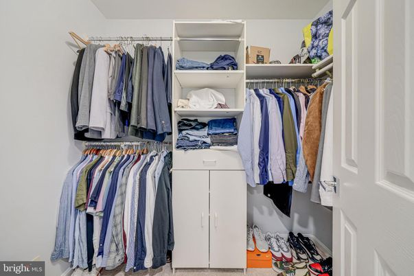 Interior, Walk-in Closets