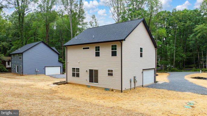 Backyard, Detached Garage, Exterior