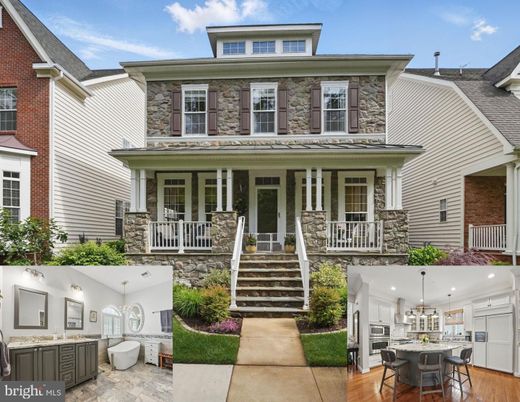 Exterior, Facade, American Foursquare