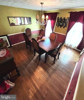 Chandelier, Dining room, Interior, Wood Texture Flooring