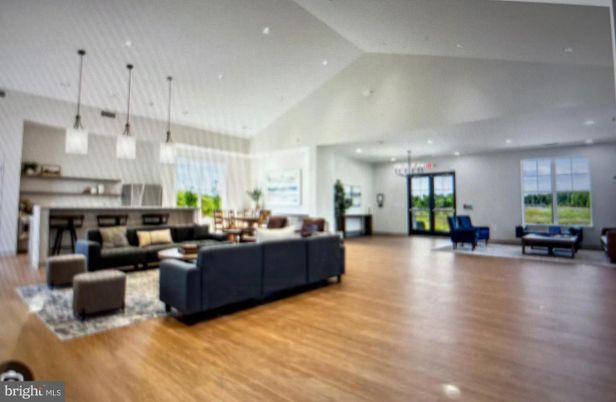 Interior, Living room, Pendant Lights, Recessed Lighting, Wood Texture Flooring