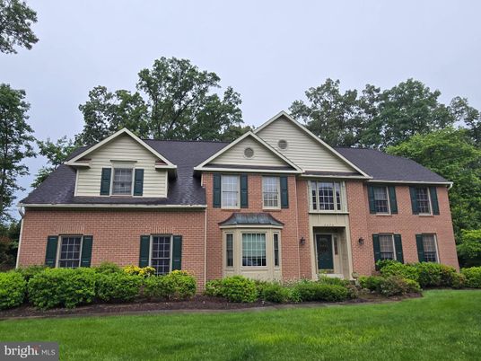 Exterior, Facade, Brick Facade, Brick Traditional