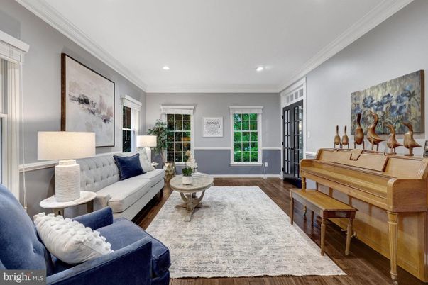 Interior, Living room, Piano, Recessed Lighting, Wood Texture Flooring