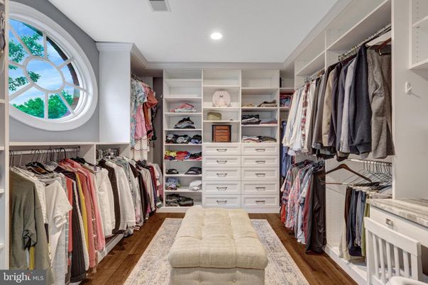 Interior, Recessed Lighting, Walk-in Closets, Wood Texture Flooring