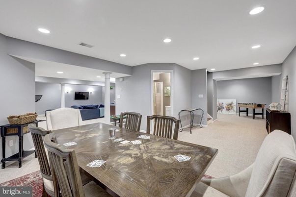 Dining room, Interior, Living room, Recessed Lighting