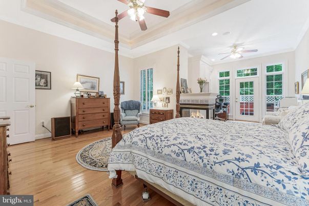 Bedroom, Fireplace, Interior, Recessed Lighting, Wood Texture Flooring