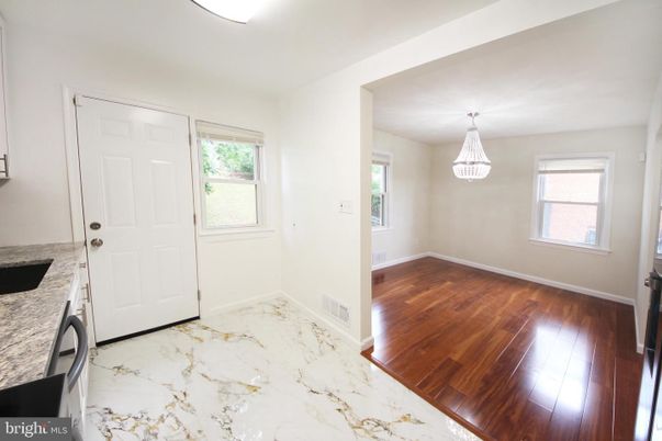 Chandelier, Empty room, Interior, Marble, Wood Texture Flooring