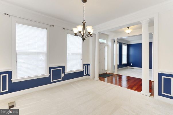 Chandelier, Empty room, Interior, Wood Texture Flooring