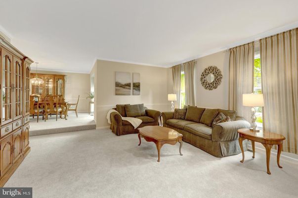 Dining room, Interior, Living room, Pendant Lights