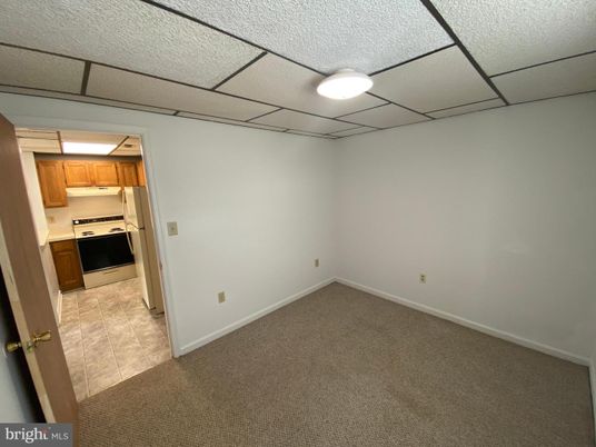 Empty room, Interior, Kitchen
