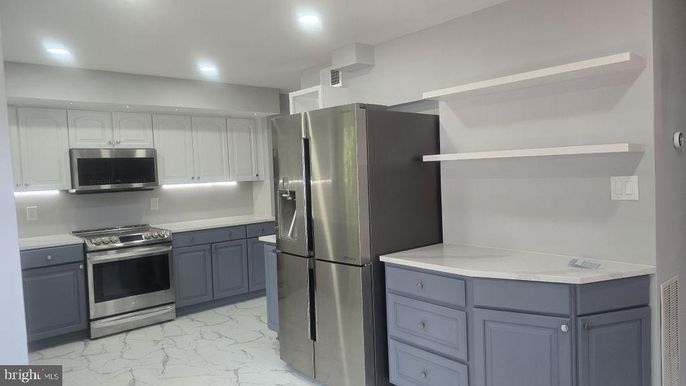 Interior, Kitchen, Marble, Recessed Lighting, Stainless Steel Appliances
